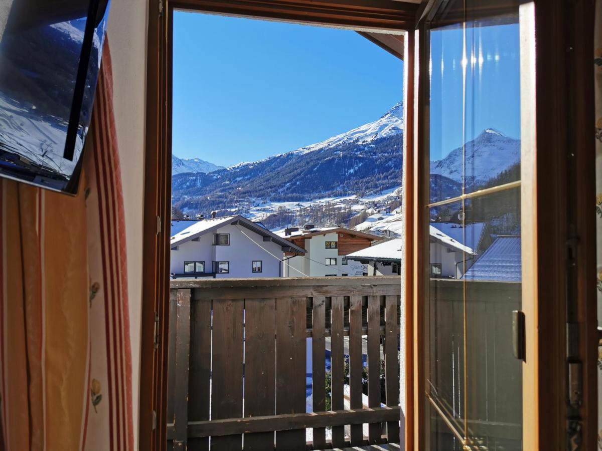 Hotel Garni Schoenblick Sölden Exterior foto